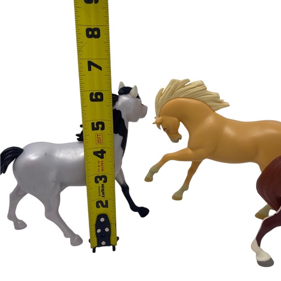 Dwallo Just Play horse figures lot of three - Picture 5 of 9